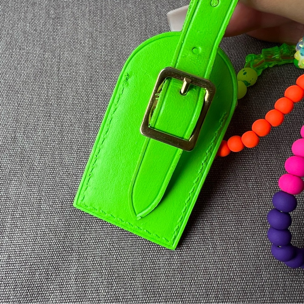 🆕 Louis Vuitton Bag Charm Takashi Murakami Neon Green Rainbow Name Luggage Tag - Picture 10 of 17